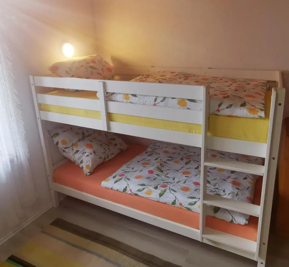 Apartment Ferienwohnungen 
